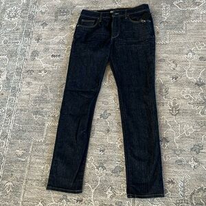 NWT Joe’s Jeans, Slim Fit. Size 32 mens. Dark blue.